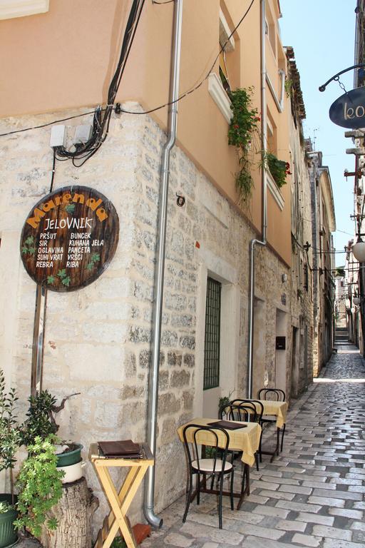 Apartment Bucevic Sibenik Bagian luar foto