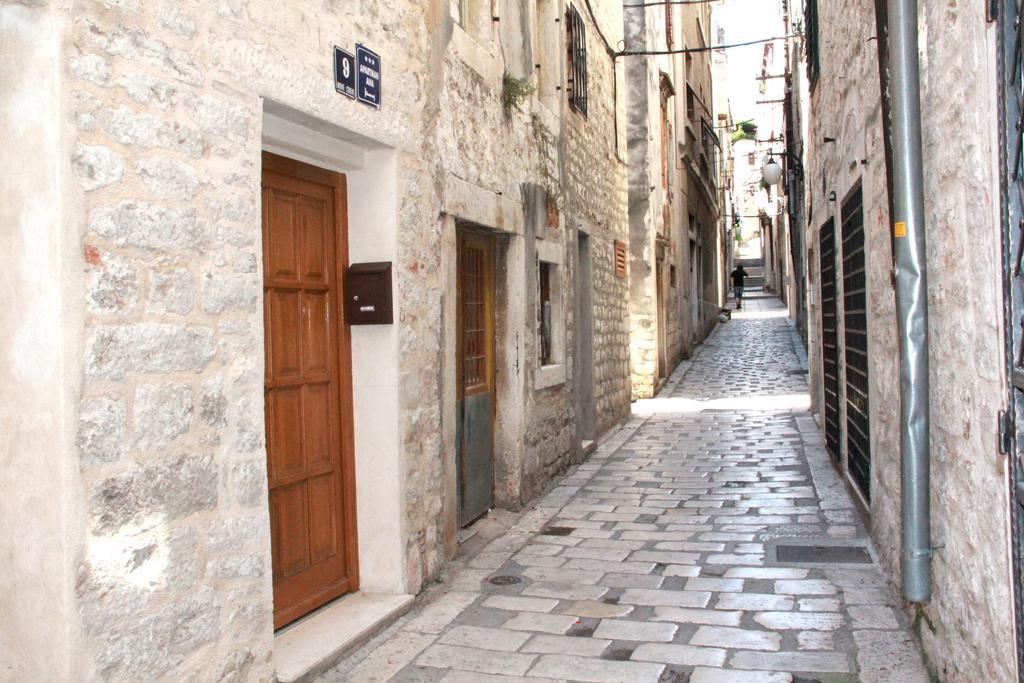Apartment Bucevic Sibenik Bagian luar foto