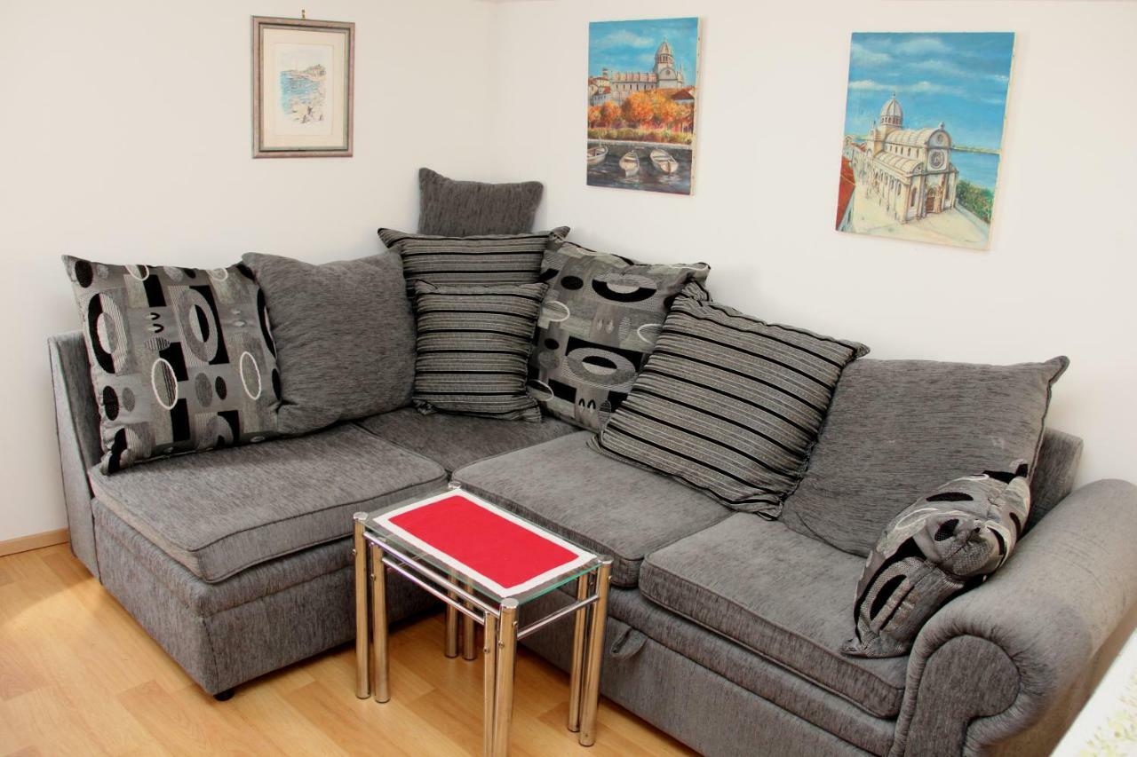 Apartment Bucevic Sibenik Bagian luar foto